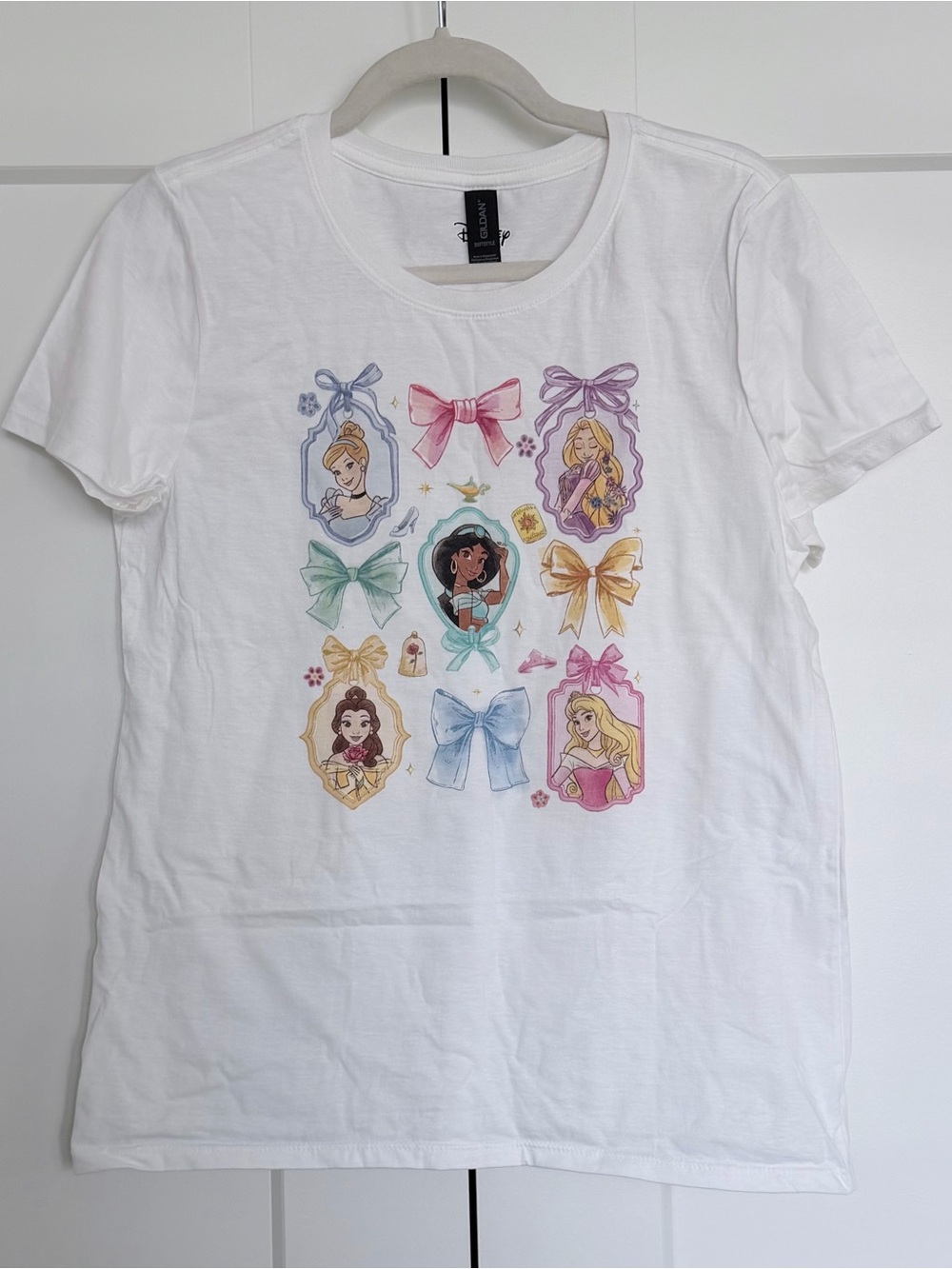Brand New Women’s Disney Tee - size M